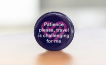 英国伯明翰医疗及康复展览会 Naidex，Trainline推出新徽章，提升帕金森患者铁路出行体验